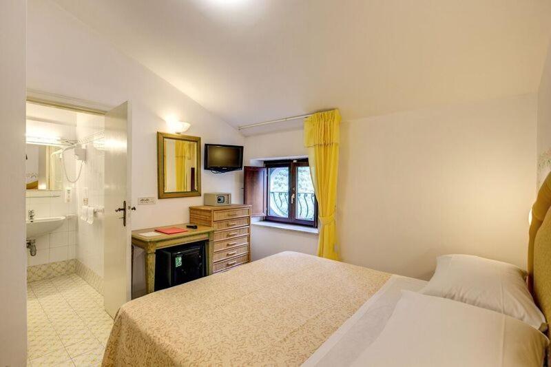 싱글 기본룸, La Badia