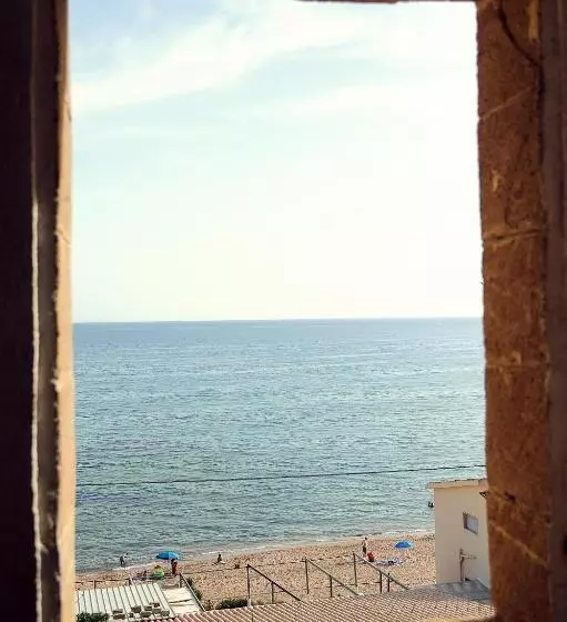 اتاق لوکس با چشم‌انداز دریا, La Rosa Hotel Selinunte