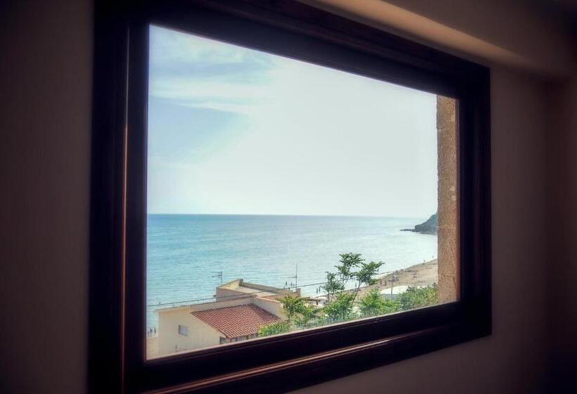 غرفة ديلوكس مطلّة علي البحر, La Rosa Hotel   Selinunte