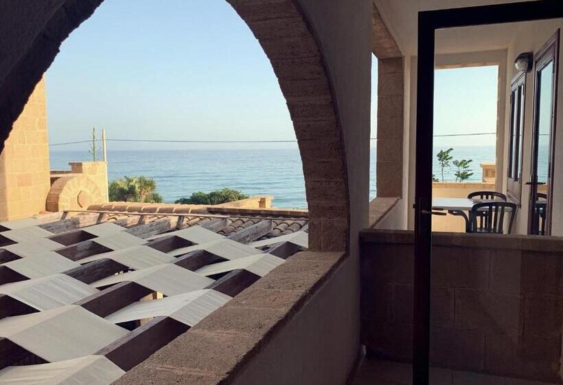 Triple Room Sea View, La Rosa Hotel   Selinunte