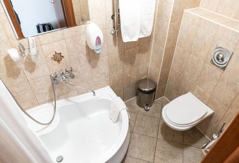 غرفة إقتصادية فردية, Parkcity