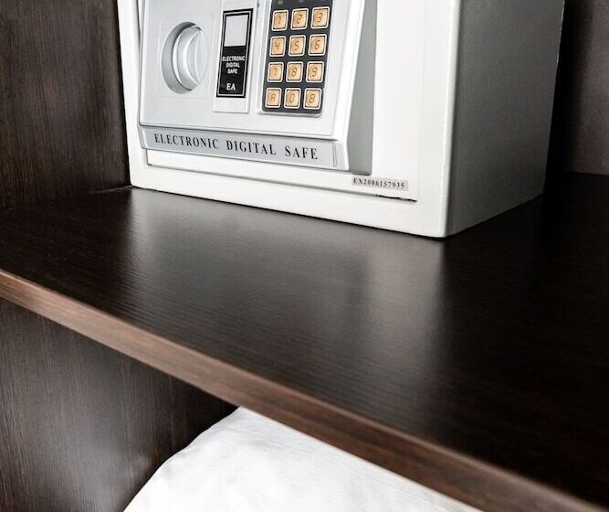 غرفة إقتصادية فردية, Parkcity