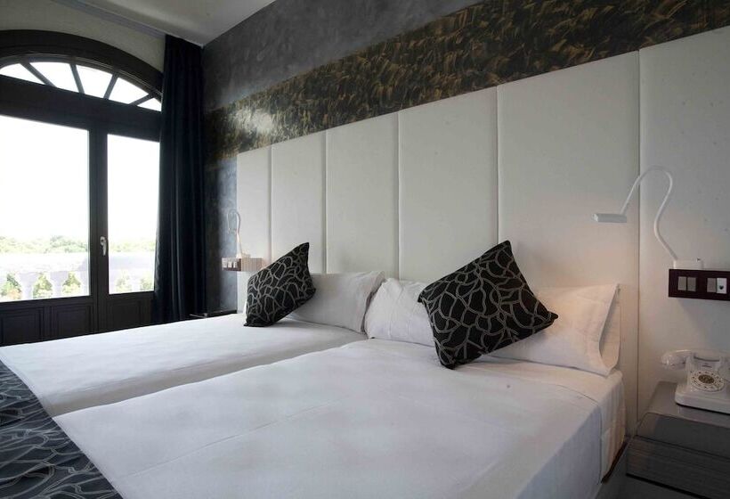 اتاق استاندارد با چشمانداز پارک, Petit Palace Savoy Alfonso XII