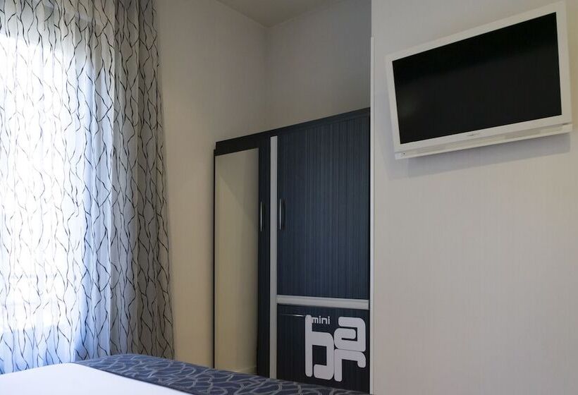 اتاق عادی, Petit Palace Savoy Alfonso XII