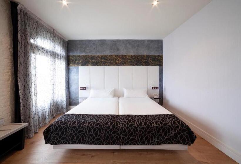 اتاق استاندارد, Petit Palace Savoy Alfonso XII