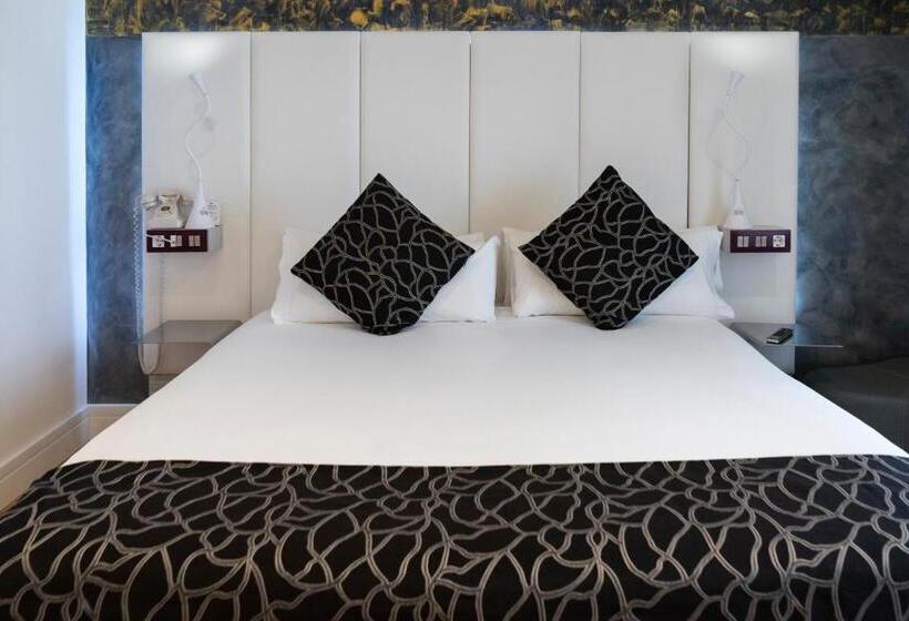 اتاق استاندارد, Petit Palace Savoy Alfonso XII