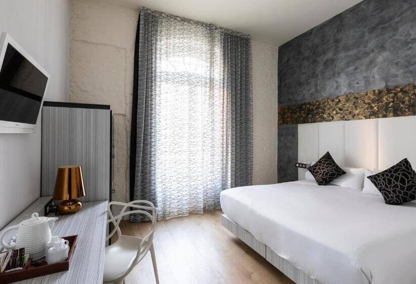 اتاق استاندارد با چشمانداز پارک, Petit Palace Savoy Alfonso XII