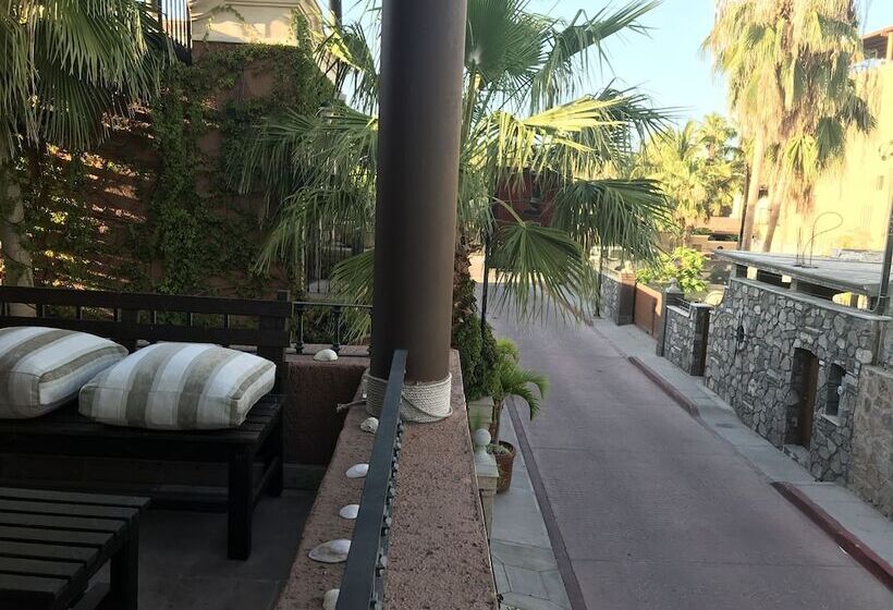 キングサイズベッドのスイートルーム, Posada Del Cortes