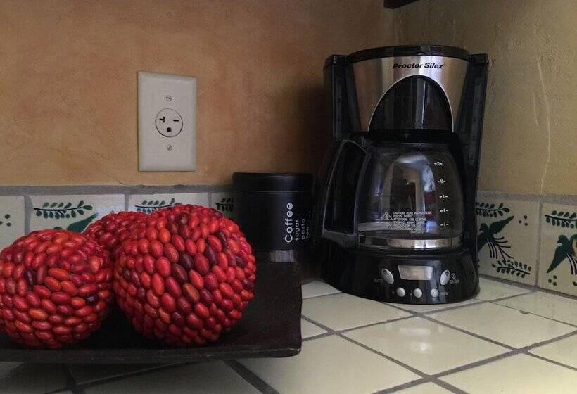 クイーンサイズベッドのスイートルーム, Posada Del Cortes