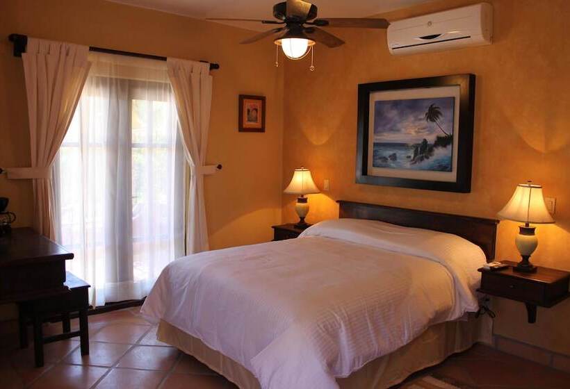 キングサイズベッドのスイートルーム, Posada Del Cortes