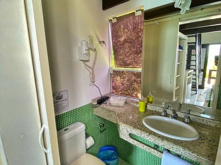 חדר פרמיום לארבעה, Pousada Palmeiras