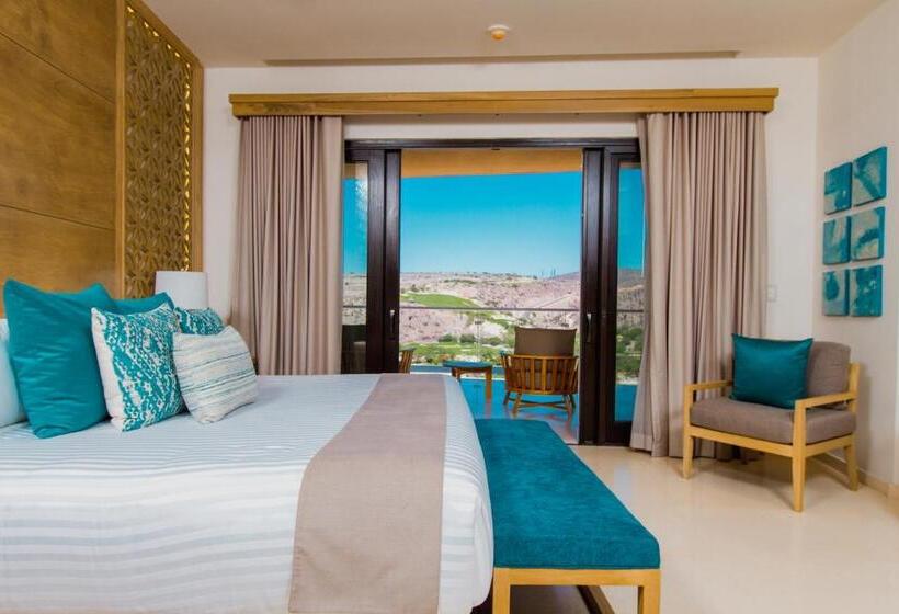 סוויטה עם נוף למפרץ, Puerta Cortes Residences