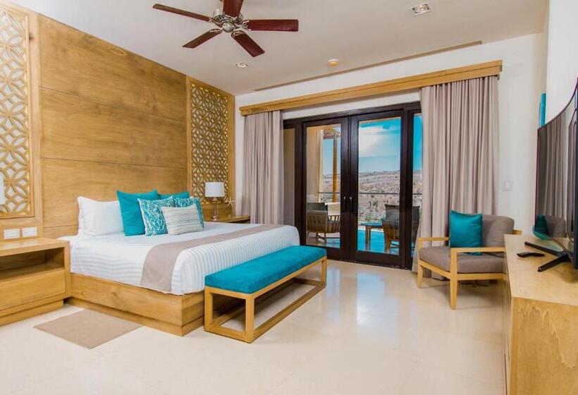 סוויטה עם נוף למפרץ, Puerta Cortes Residences