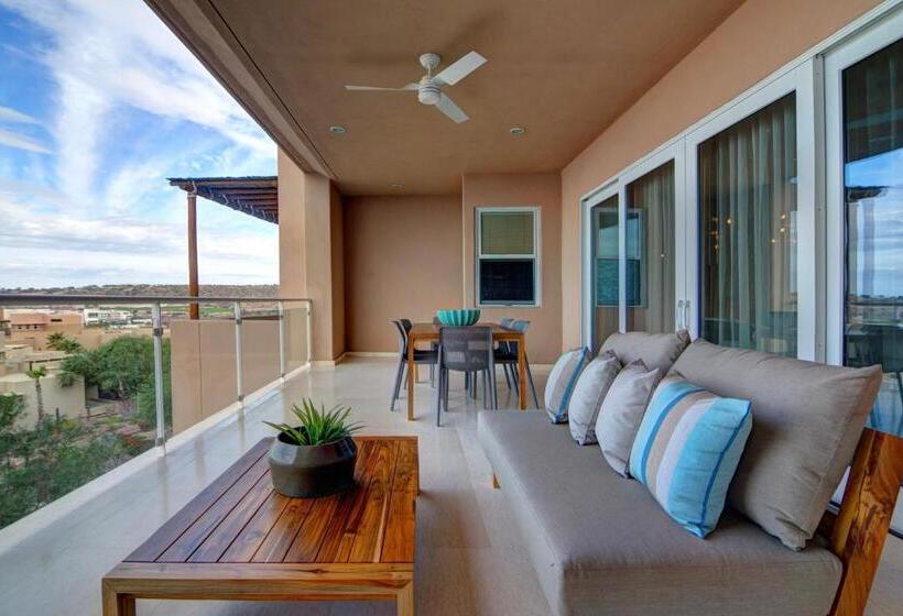 2 Bedrooms Suite Sea View, Puerta Cortes Residences