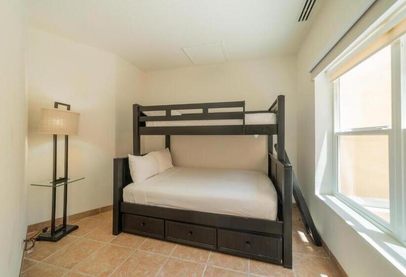 סוויטה עם ג'קוזי, Puerta Cortes Residences