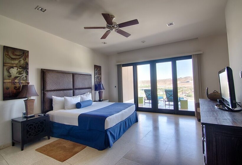 סוויטה עם נוף למפרץ, Puerta Cortes Residences