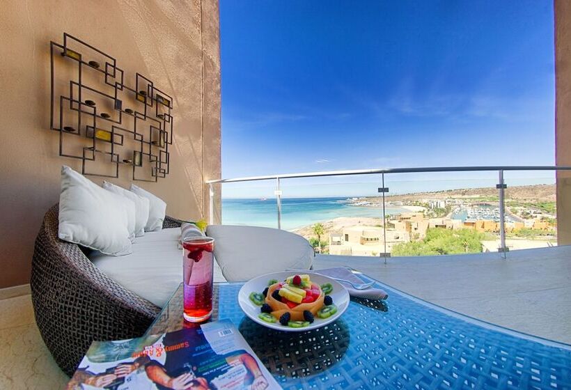 סוויטה עם נוף למפרץ, Puerta Cortes Residences