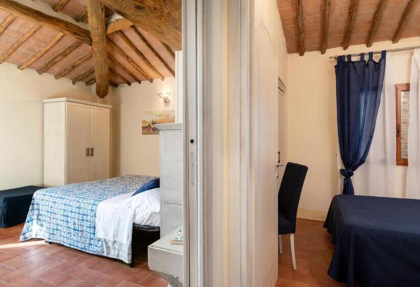 غرفة قياسية رباعية, Ristorante Borgo Antico