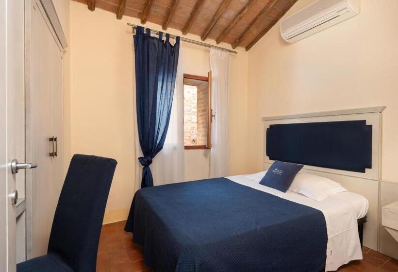 غرفة قياسية رباعية, Ristorante Borgo Antico