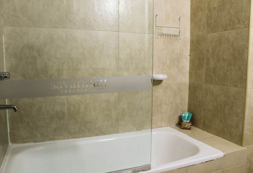 اتاق استاندارد, Savannah Cordoba