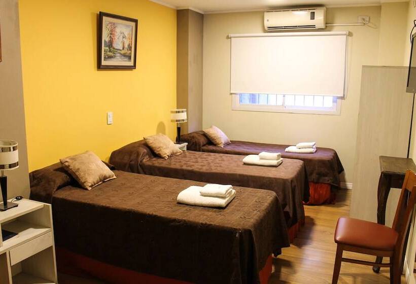 اتاق استاندارد چهار تخته, Savannah Cordoba