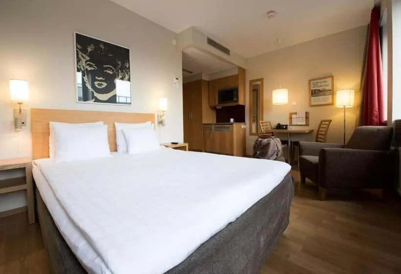 Standard-huone, Sky Hotel Malmö City