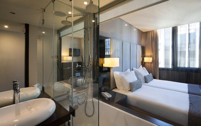 اتاق استاندارد, Turim Av Liberdade