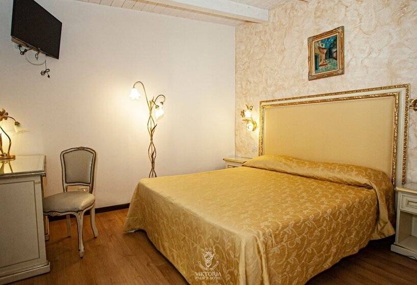 Номер Стандарт, Viktoria Palace