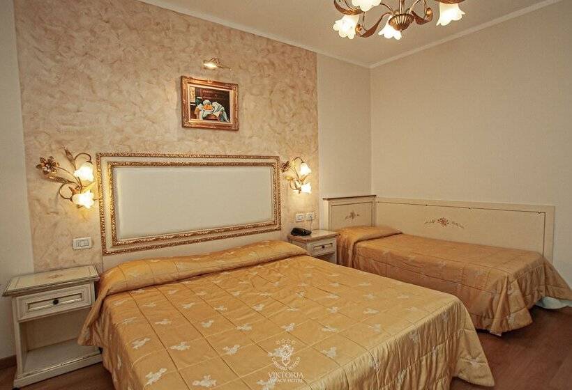 Номер Стандарт Трехместный, Viktoria Palace