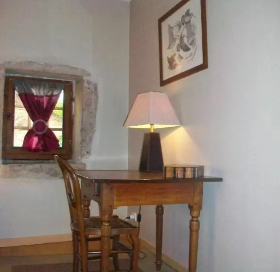 اتاق استاندارد, La Maison Des Gardes Chambres D Hôtes