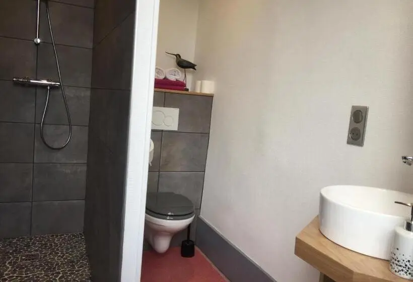 اتاق کلاسیک, La Maison Des Gardes Chambres D Hôtes
