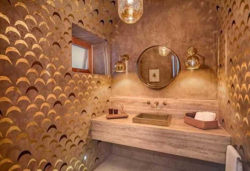 سوییت جونیور, Cantera 1910 Hotel Boutique, Destination