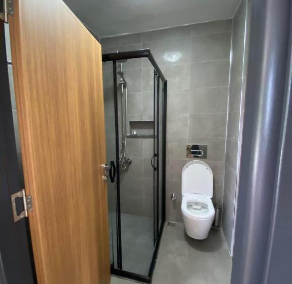 غرفة قياسية ثلاثية, Didi Butik Otel