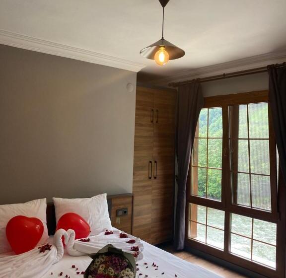 غرفة قياسية مطلّة علي البحيرة, Didi Butik Otel