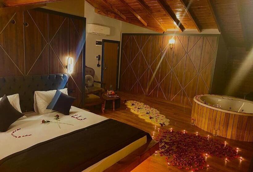 جناح مطلّ علي الجبل, Didi Butik Otel
