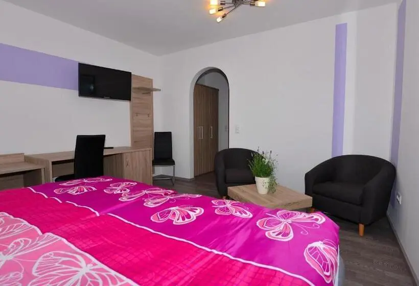 Habitació Triple Estàndard amb Vistes, Das Arni´s