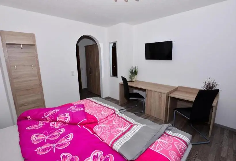 Habitació Triple Estàndard amb Vistes, Das Arni´s