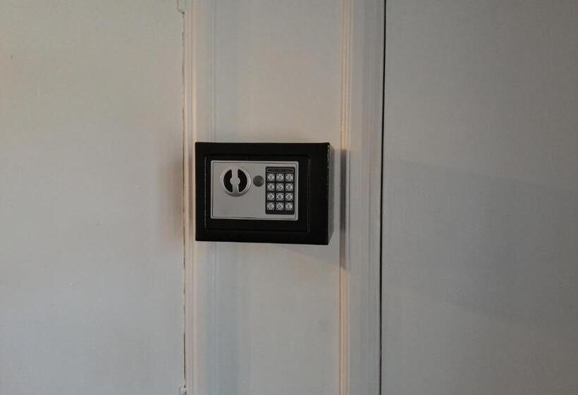 חדר סופריור, Sonetto