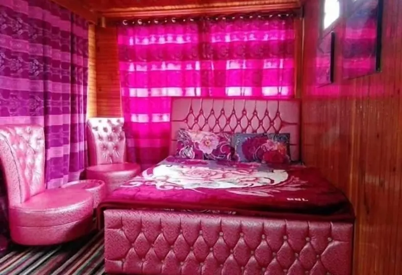 اتاق استاندارد, Greenland Motel