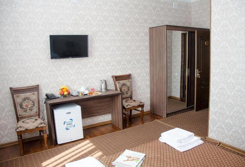 싱글 디럭스 룸, Poytaxt