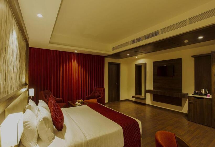 Executive Szoba, Sarovar Portico Somnath