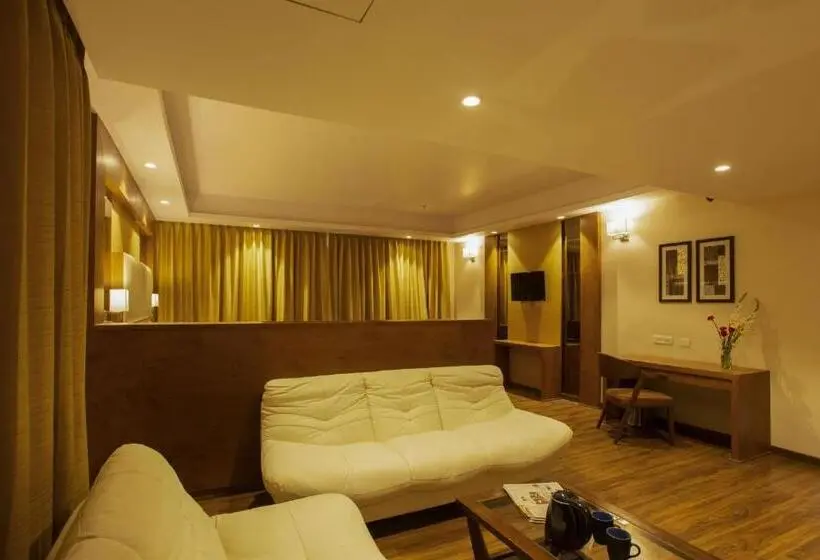プレジデントスイートルーム, Sarovar Portico Somnath