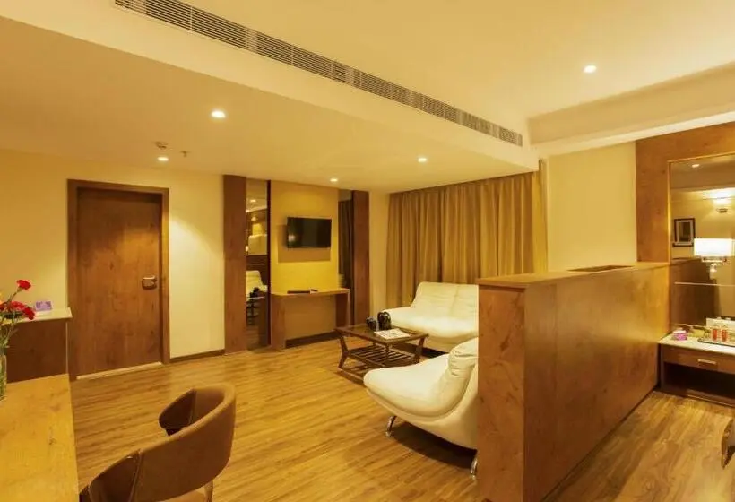 プレジデントスイートルーム, Sarovar Portico Somnath