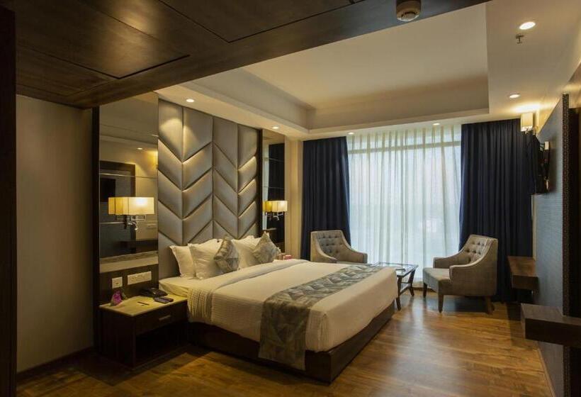 Suite, Sarovar Portico Somnath