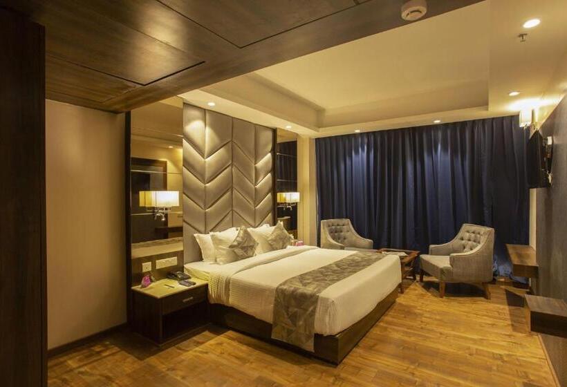 Lakosztály, Sarovar Portico Somnath