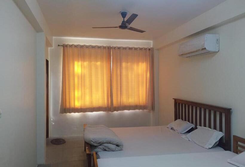 חדר משפחתי דלוקס, Tourist Inn