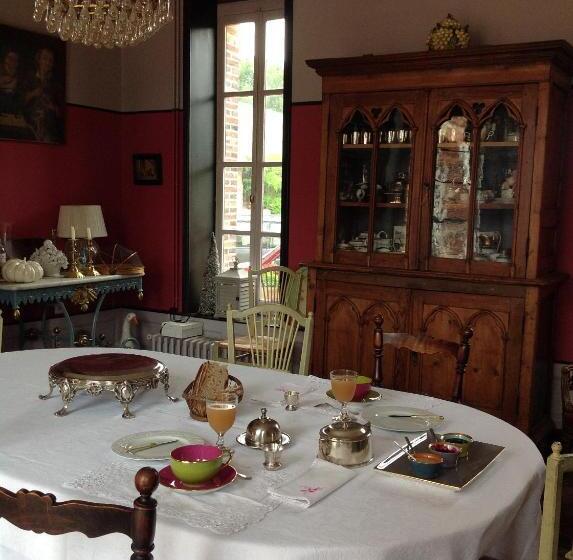 标准房带园景, Rouge Maison