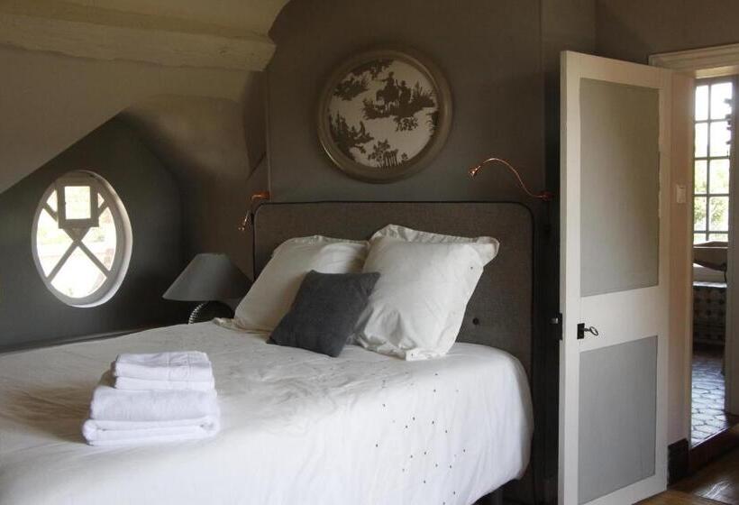 标准间, Rouge Maison