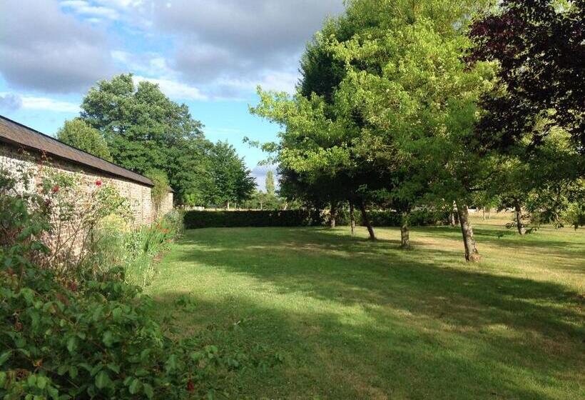 标准间, Rouge Maison