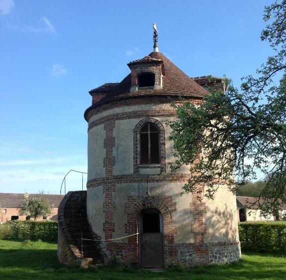 标准间, Rouge Maison